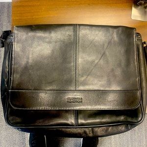 Kenneth Cole Messenger bag
